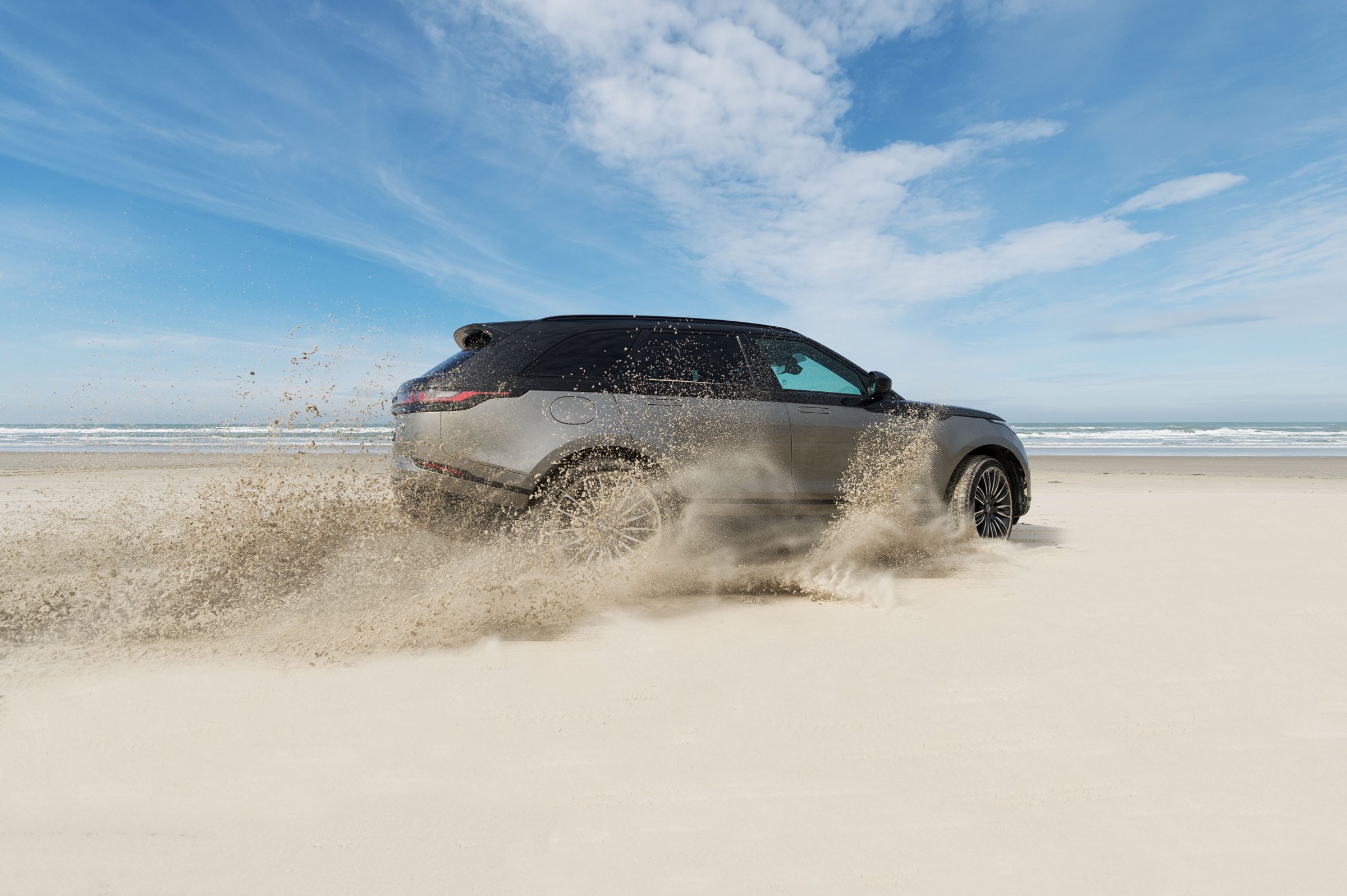 LandRover Groningen — 2